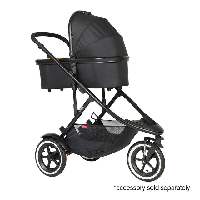 phil&teds sport verso inline buggy using parent facing newborn snug carrycot with sunhood extended - snug accessory sold separately - 3/4 view_butterscotch